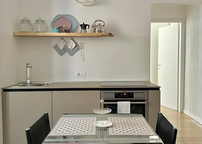 Dimora 6 Apartman *